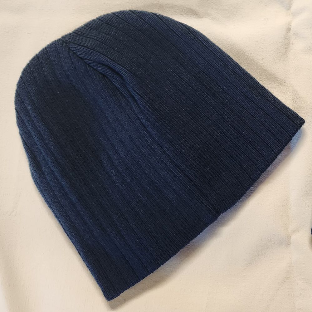 329 Cable Knit Beanie_2.jpg